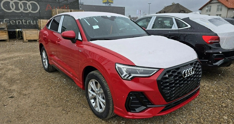 Audi Q3 cena 233000 przebieg: 5, rok produkcji 2024 z Opoczno małe 37